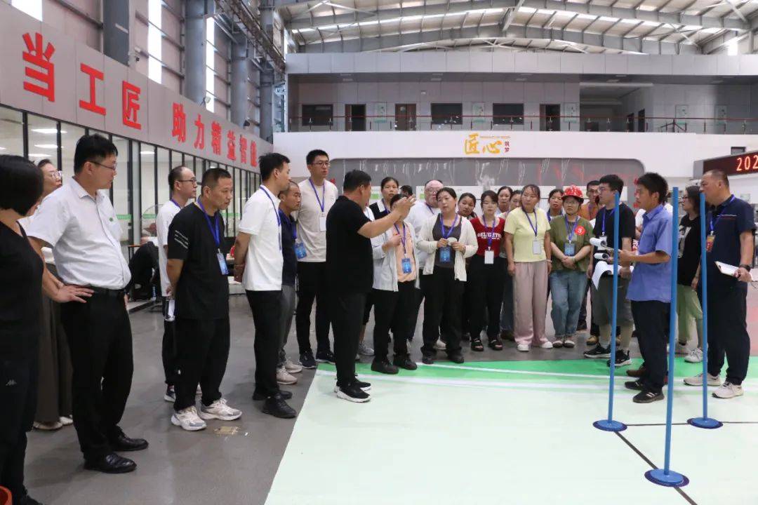 “重”工出“細(xì)”活，德州市新材料產(chǎn)業(yè)（橋式起重機(jī)）技能競(jìng)賽成功舉辦:橋式起重機(jī)
